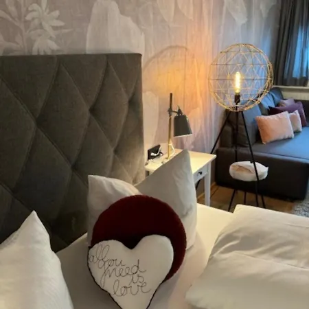 Gaestehaus Weiherhof 3*