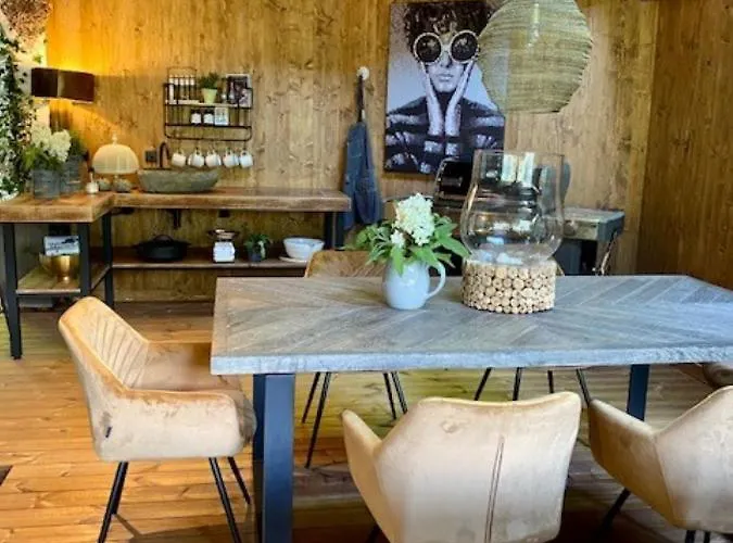 Gaestehaus Weiherhof ألباخ