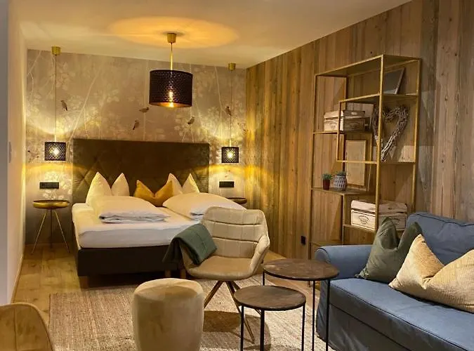 Gaestehaus Weiherhof بيت ضيافة ألباخ