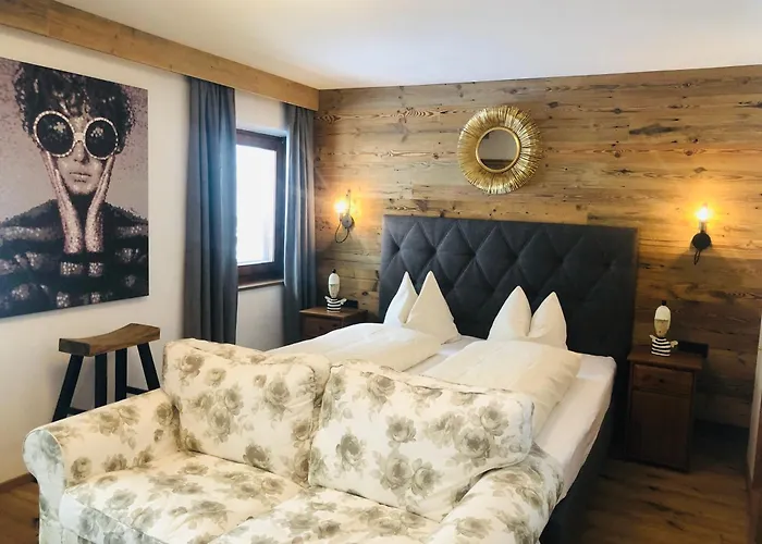 Gaestehaus Weiherhof بيت ضيافة