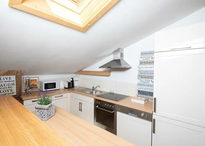 بيت ضيافة Gaestehaus Weiherhof ألباخ